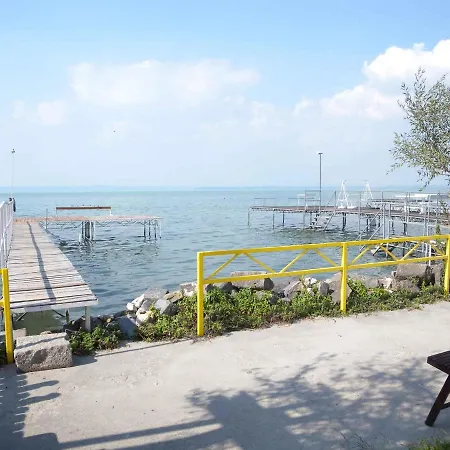 Διαμέρισμα Siofok, Lake Balaton 8 *